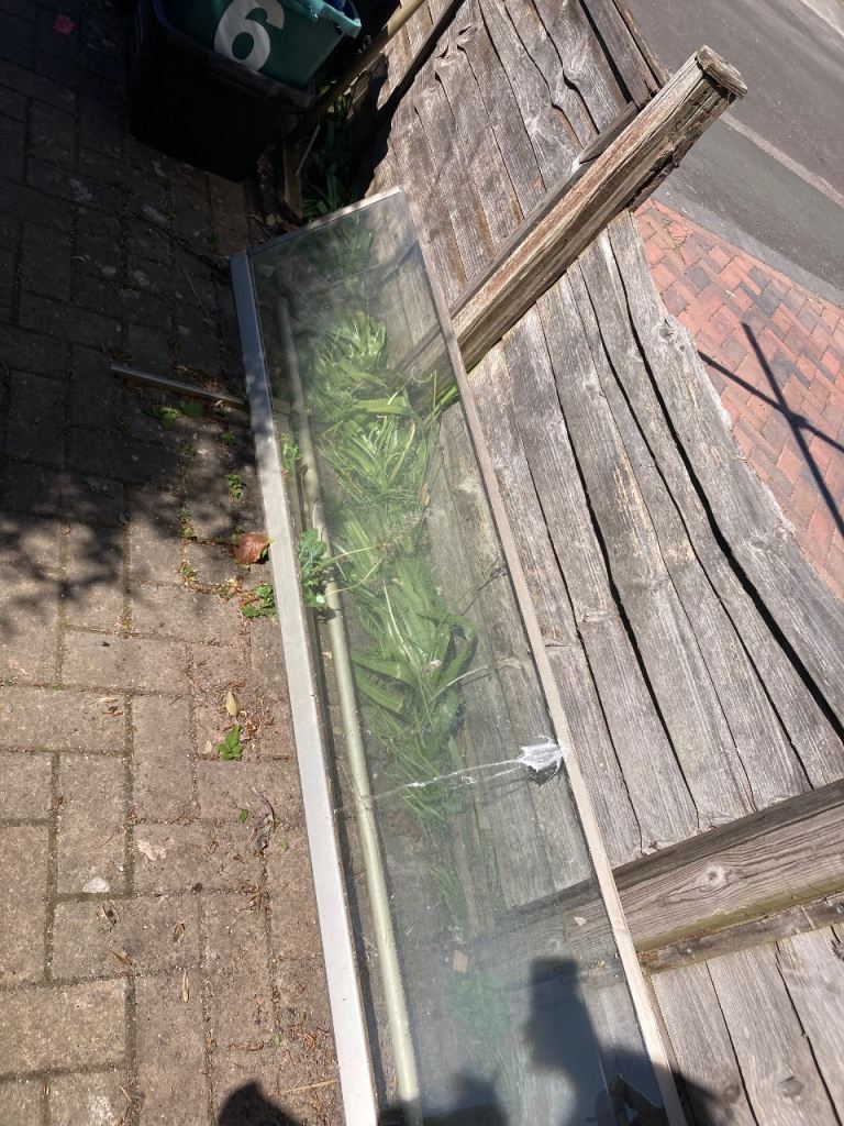 Free shower screen 