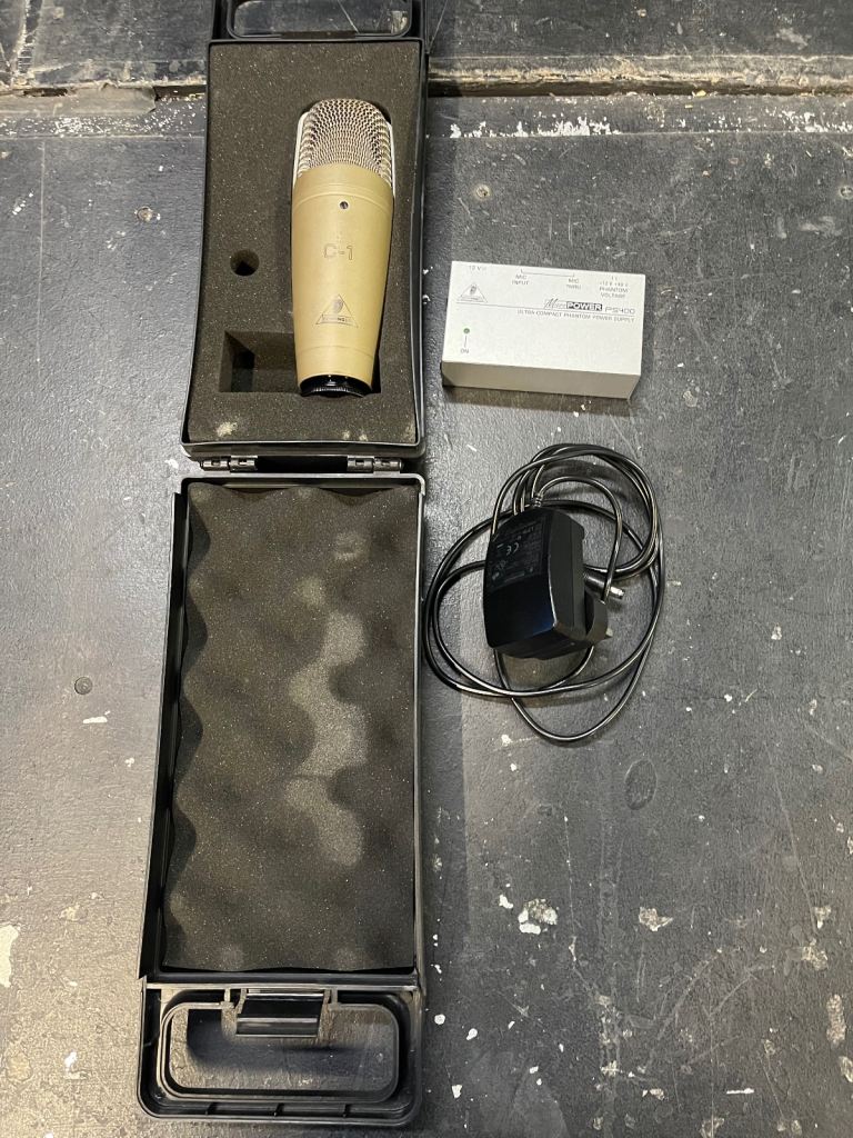 Behringer C-1 Condenser Studio MICROPHONE Wired Singing Mic W/micropower Ps400