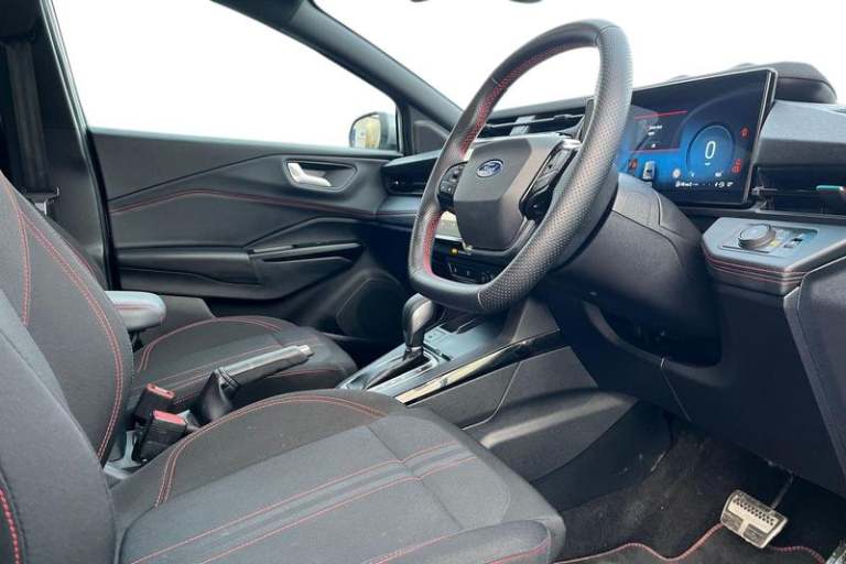 2025 Ford Puma 1.0L EcoBoost 125ps Hybrid mHEV ST-Line 5dr Automatic Automatic HATCHBACK Petrol A...