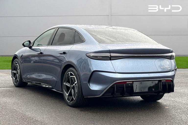 2025 BYD Seal 82.5kWh Excellence Auto AWD 4dr Saloon Automatic