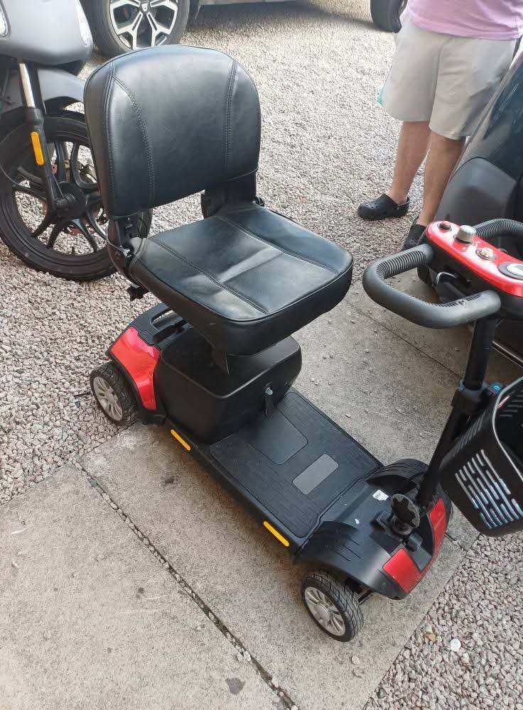Mobility scooter