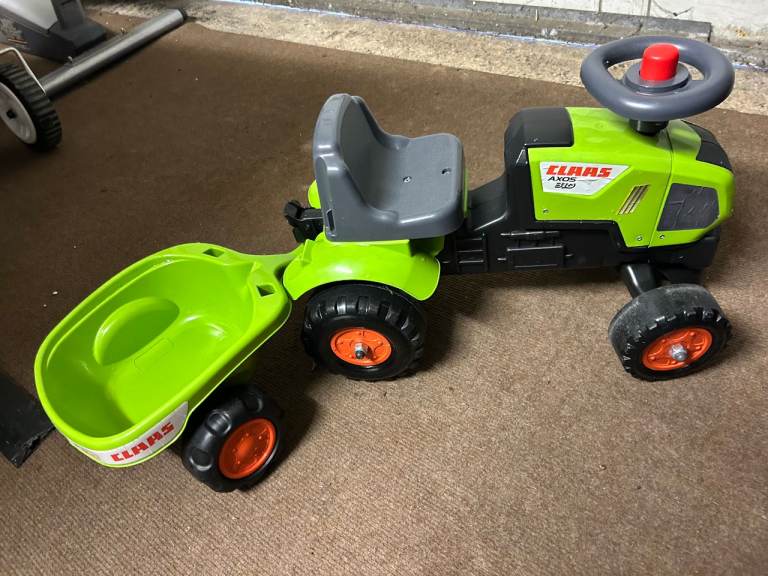 Toy tractor 