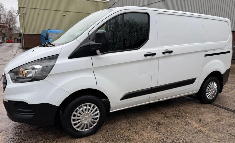 2018 Ford Transit Custom 2.0 TDCi 105ps Low Roof Van PANEL VAN DIESEL Manual