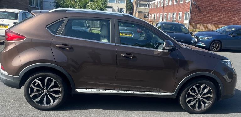 Mg gs suv 2017 reg 1.5 160 bhp bargain £2000
