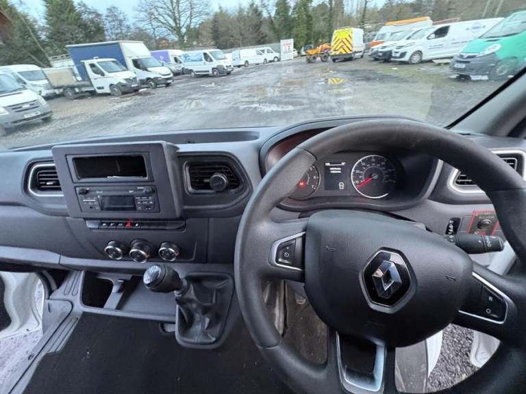 2022 Renault Master Master 35 LWB CHASSIS CAB DIESEL Manual