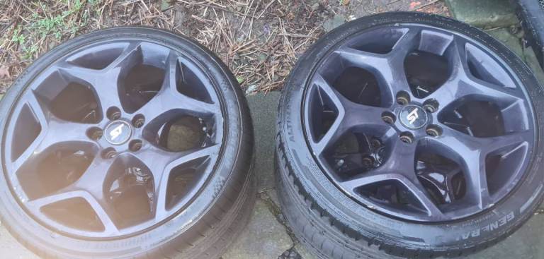 Ford focus mk2 ST parts available cheap to go (no more time wasting prats)