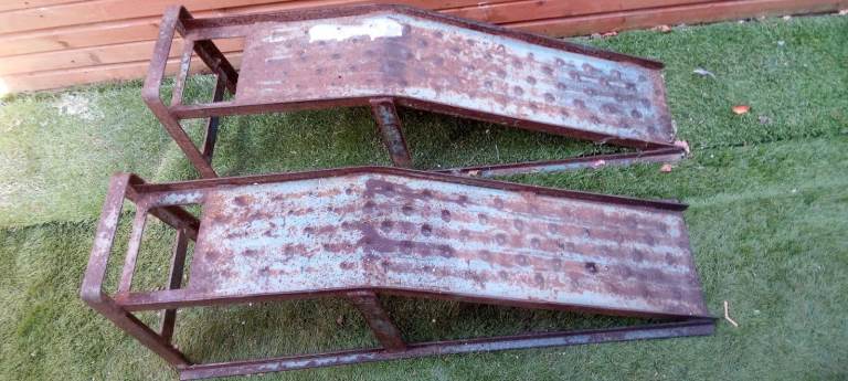 metal car ramps 