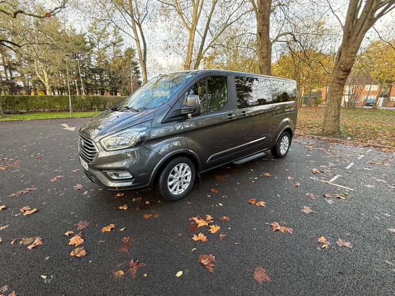 Ford, TOURNEO CUSTOM, MPV, 2018, Manual, 1996 (cc), 4 doors