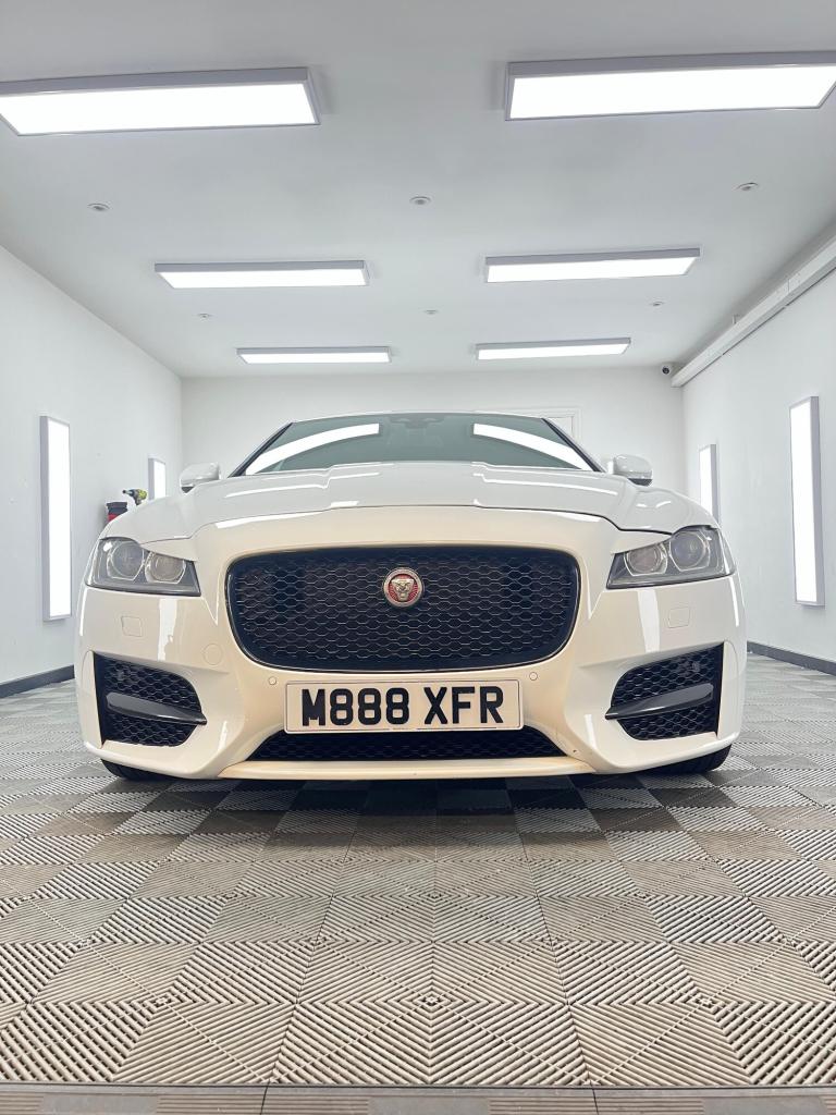 2017 Jaguar XF 2.0d R-Sport 4dr SALOON Diesel Manual