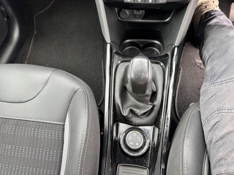 2018 Peugeot 2008 1.2 PureTech Allure Euro 6 (s/s) 5dr HATCHBACK Petrol Manual