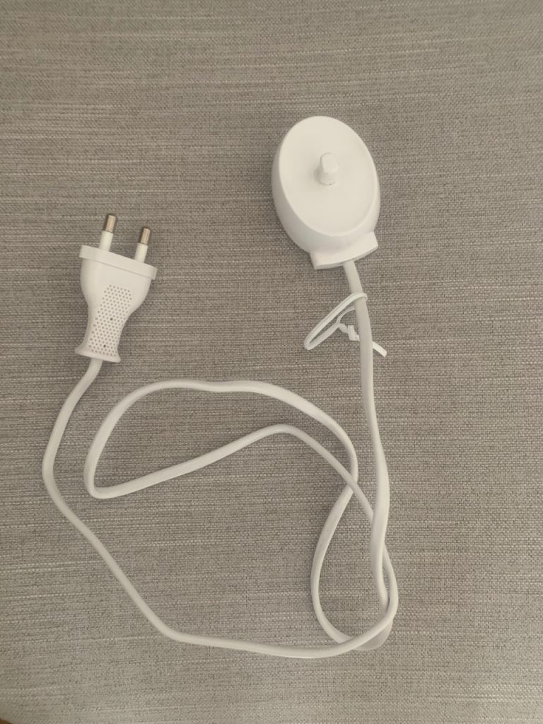 Oral B Electric toothbrush charger