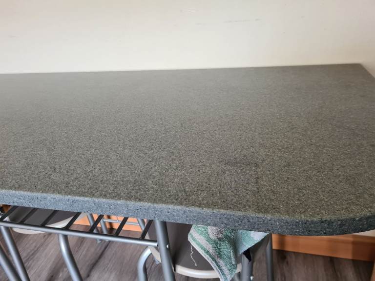 RARE CURVED LIGHT GREY SPARKLE QUARTZ KITCHEN WORKTOP  -  QUICK SALE  - £99 ONLY