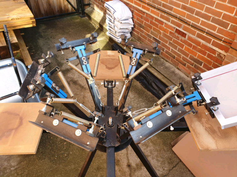 6 Colour 6 Station Manual Screen Printing Carousel with 4 x news A1 screens