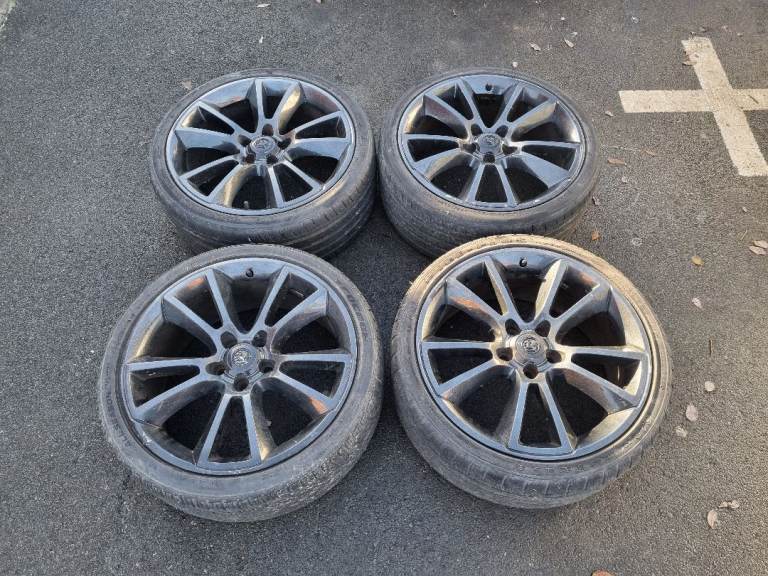 Vauxhall Astra H VXR 19 Inch Alloy Wheels 