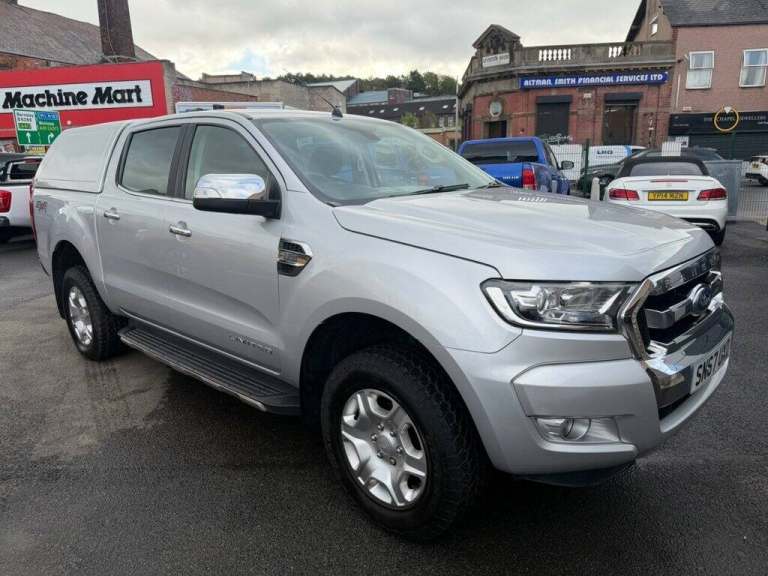 2017 Ford Ranger 2.2 TDCi Limited Super Pickup Extended Cab 4dr Diesel Manual 4WD Euro 5 (15 PICK...