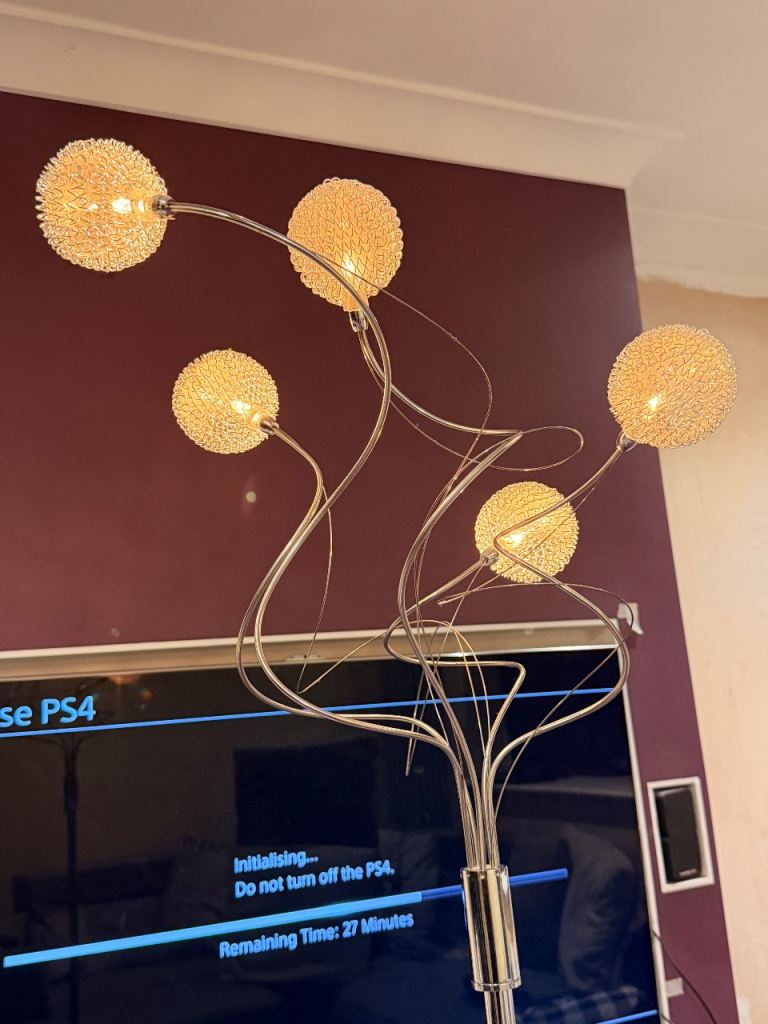 Corner modern lamp (dimmer)