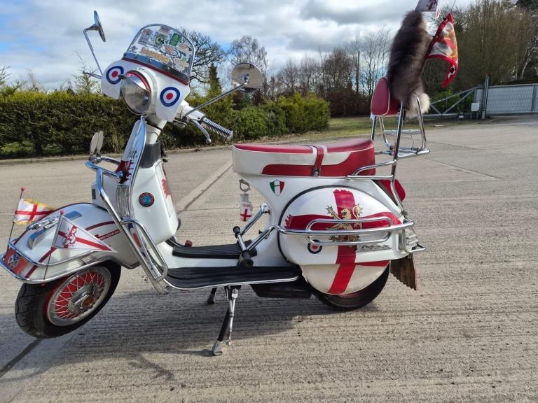 2000 PIAGGIO VESPA PX 125 200cc 2 STROKE CLASSIC RETRO CUSTOM SCOOTER PX125