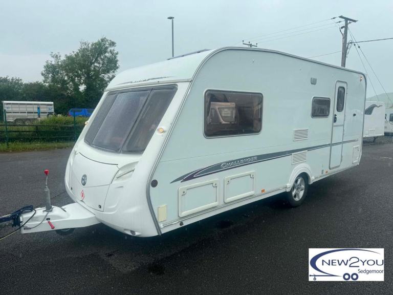 2006 Swift Challenger 520 4 berth 'L' Shaped Caravan - STOCK NO J031