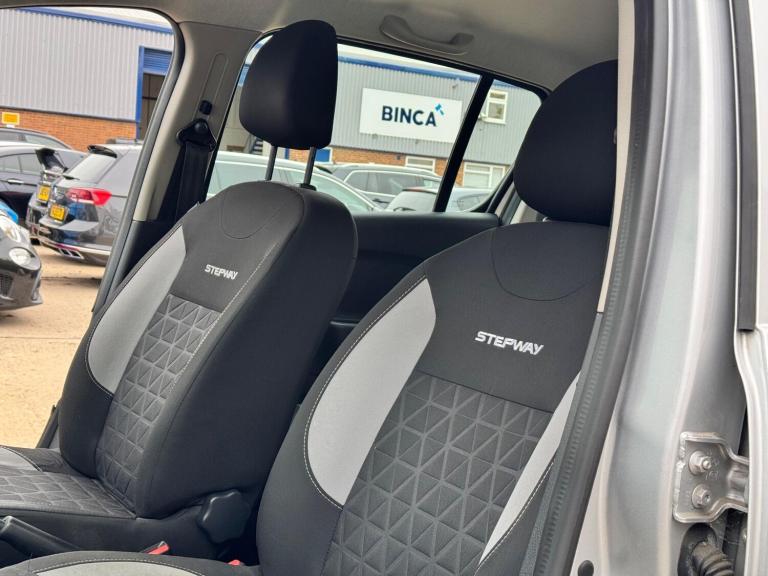 2016 Dacia Sandero Stepway 0.9 TCe Laureate Euro 6 (s/s) 5dr HATCHBACK Petrol Manual