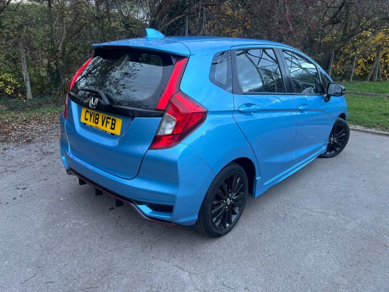 2018 18 Honda Jazz Sport 1 Owner FHSH 13 Stamps Full Mot  2 Keys Sensors Yaris