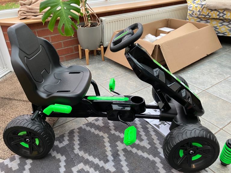 Child’s pedal go cart