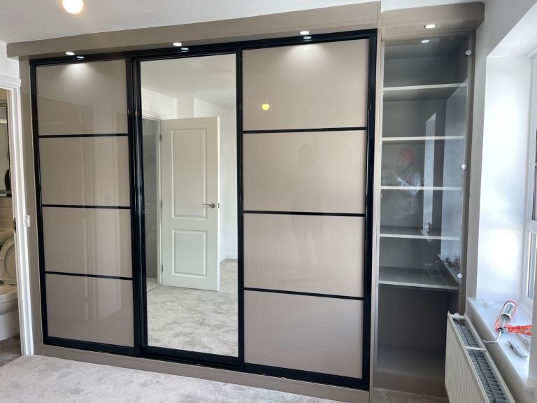 Fitted Wardrobes 