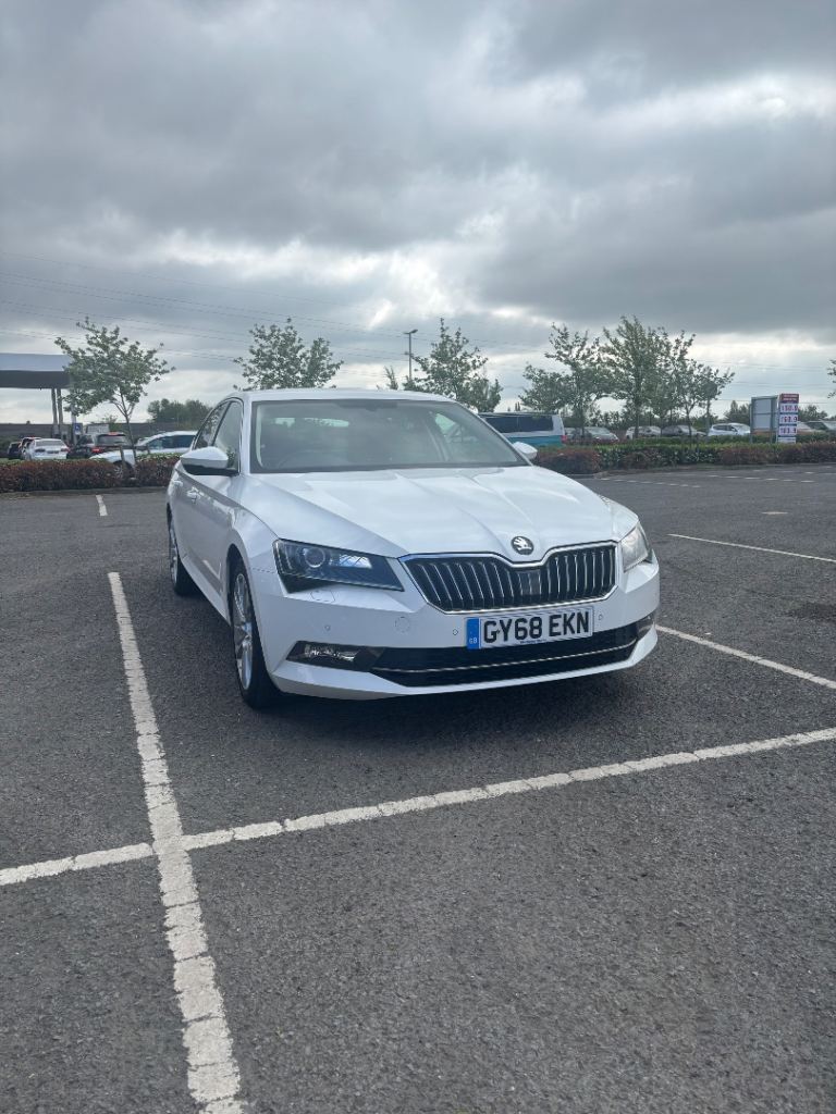 Skoda, SUPERB, Hatchback, 2018, Manual, 1968 (cc), 5 doors