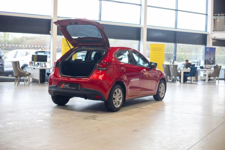 2015 Mazda Mazda2 1.5 75 SE 5dr HATCHBACK PETROL Manual