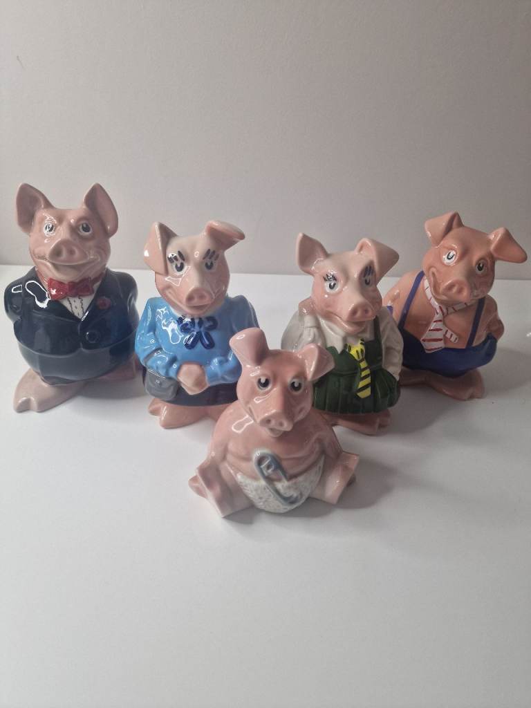 ​Vintage Full Set of 5 NatWest Wade Ceramic Piggy Banks Money Boxes 1980s Collectable