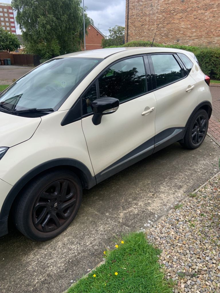 Renault, CAPTUR, Hatchback, 2016, Manual, 898 (cc), 5 doors