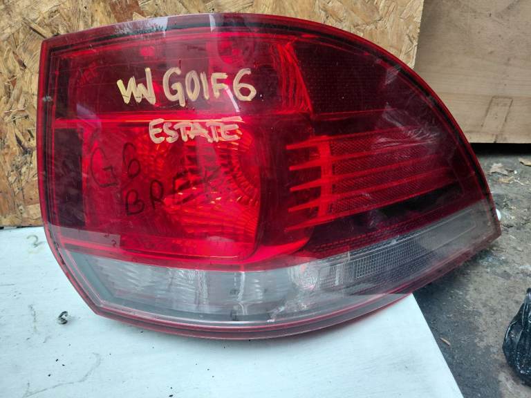 VW Golf mk6 estate rear driver side light