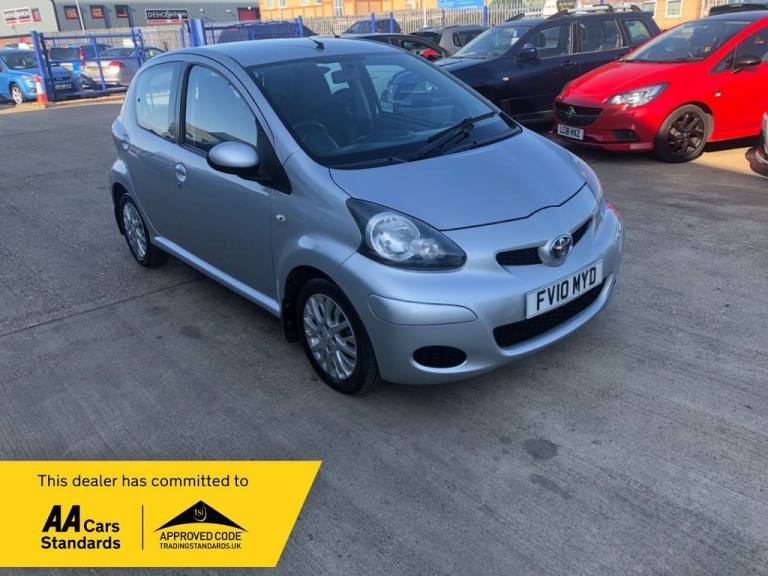 2010 Toyota AYGO 1.0 VVT-i Platinum Hatchback 5dr Petrol Manual Euro 4 (67 bhp) Hatchback Petrol ...