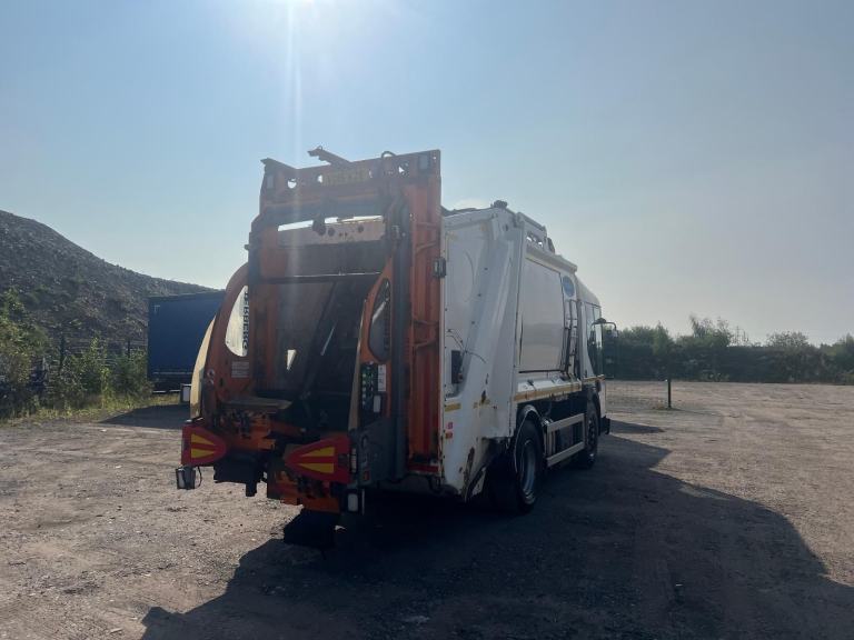 DENNIS ELITE 6 (6) 18 TONNE REFUSE TRUCK 4X2 