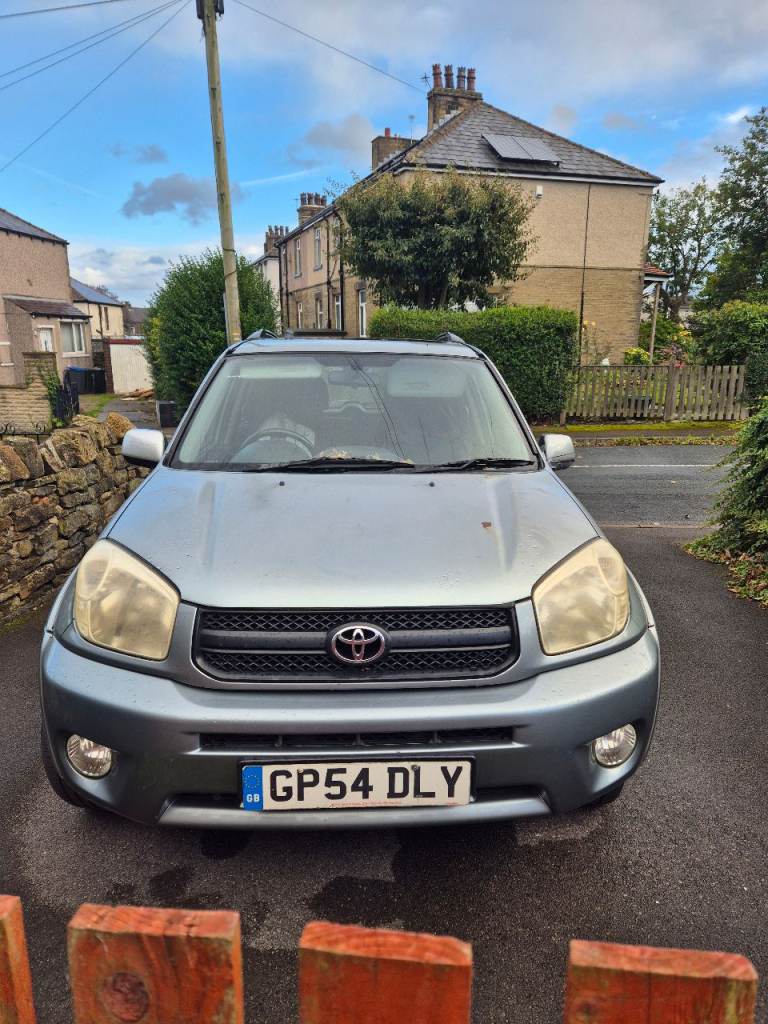 Great Toyota RAV4, SUV, 2004, manual, petrol