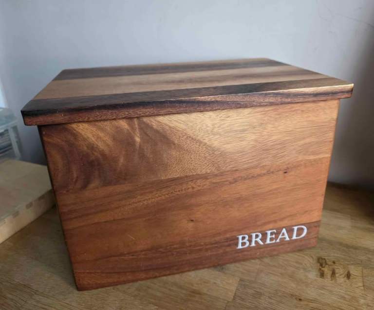 Solid Wooden Bread Box featuring Rich Natural Wood Grain