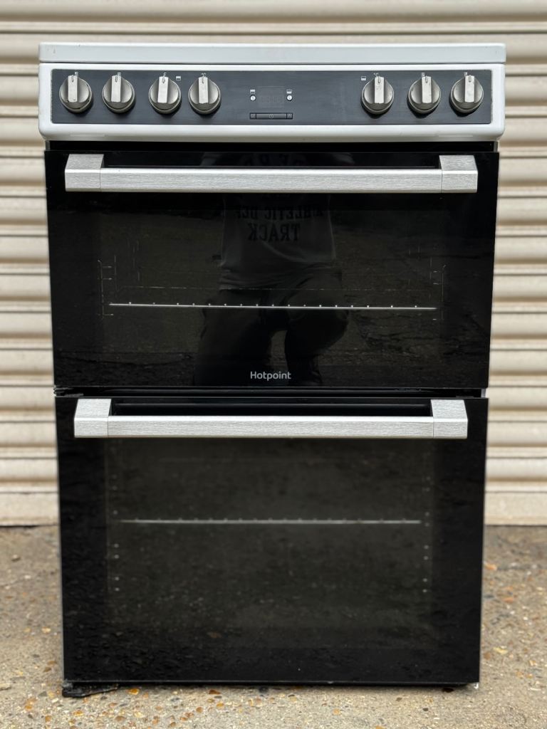 Hotpoint electric cooker 60cm ceramic double oven 3 months warranty
