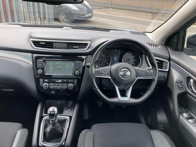 2019 Nissan Qashqai 1.3 DiG-T N-Connecta 5dr HATCHBACK PETROL Manual