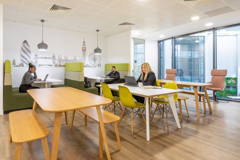 Croydon - CR02RD \ Monthly Coworking Membership