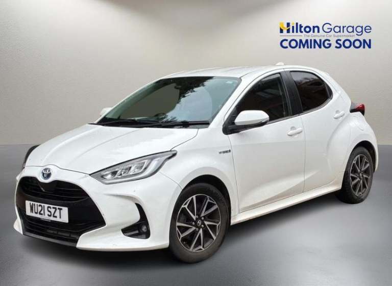  Toyota Yaris 1.5 VVT-h Design Hatchback 5dr Petrol Hybrid E-CVT Euro 6 (s/s) (116 ps) Petrol/Ele...