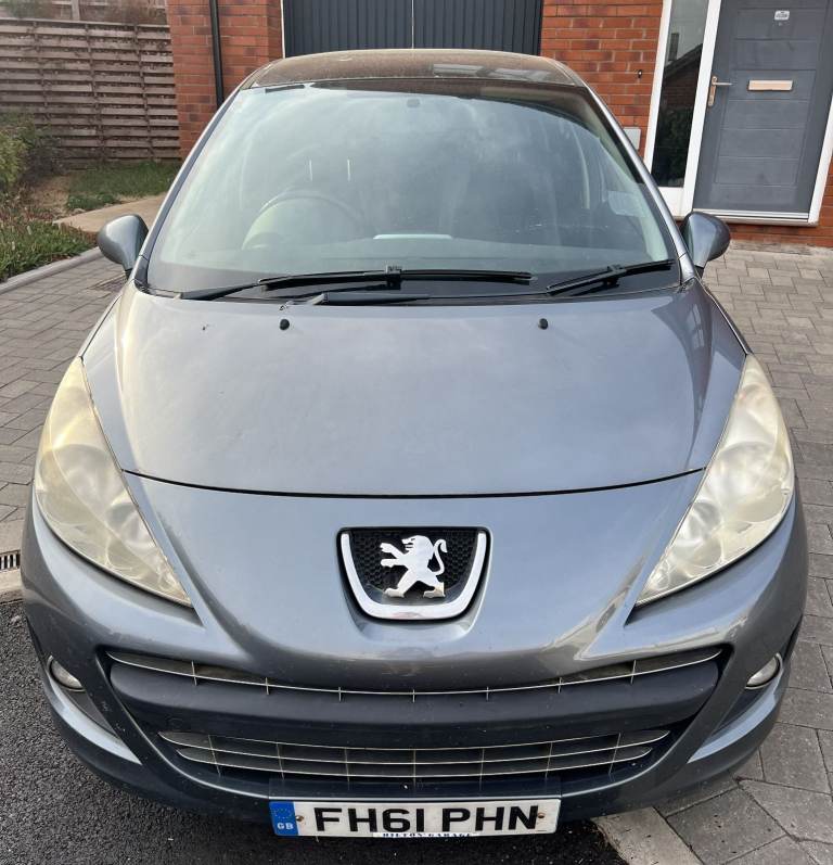 Peugeot, 207, Hatchback, 2012, Manual, 
