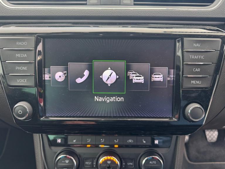 2016 Skoda Superb 2.0 TDI CR Laurin + Klement 5dr HATCHBACK DIESEL Manual