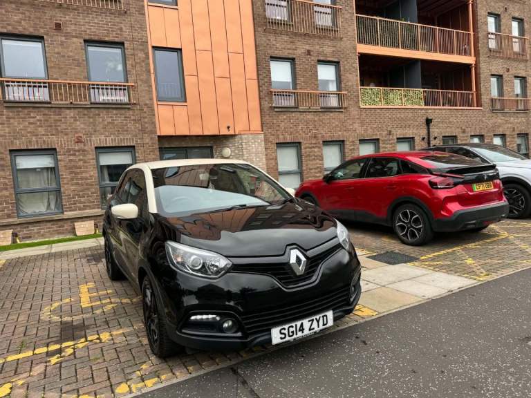 Renault, CAPTUR, Hatchback, 2014, Manual, 898 (cc), 5 doors