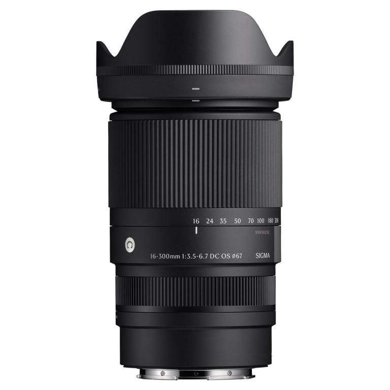 Sigma 16-300mm f3.5-6.7 DC OS Contemporary Lens - Fujifilm X Mount AS NEW CONDITION!