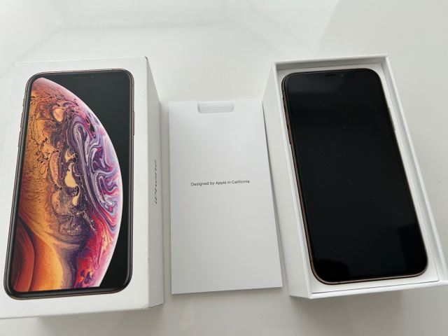 Apple iPhone XS 64gb Gold Unlocked | in Porthcawl, Bridgend | Gumtree