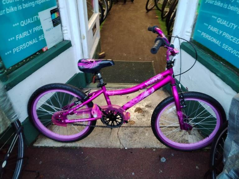 image for AS NEW CHILDS BIKE FULLY SERVICED 