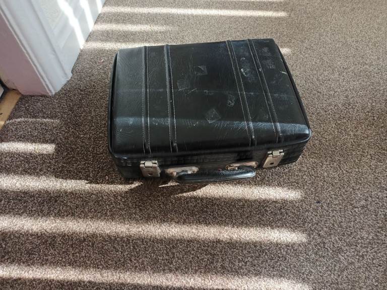 B&H 400 Clarinet with Case and Sheet Music