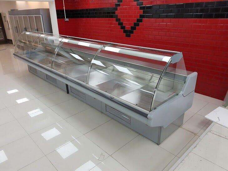 5m Butcher Display / Meat Temp Display fridge Refurbished