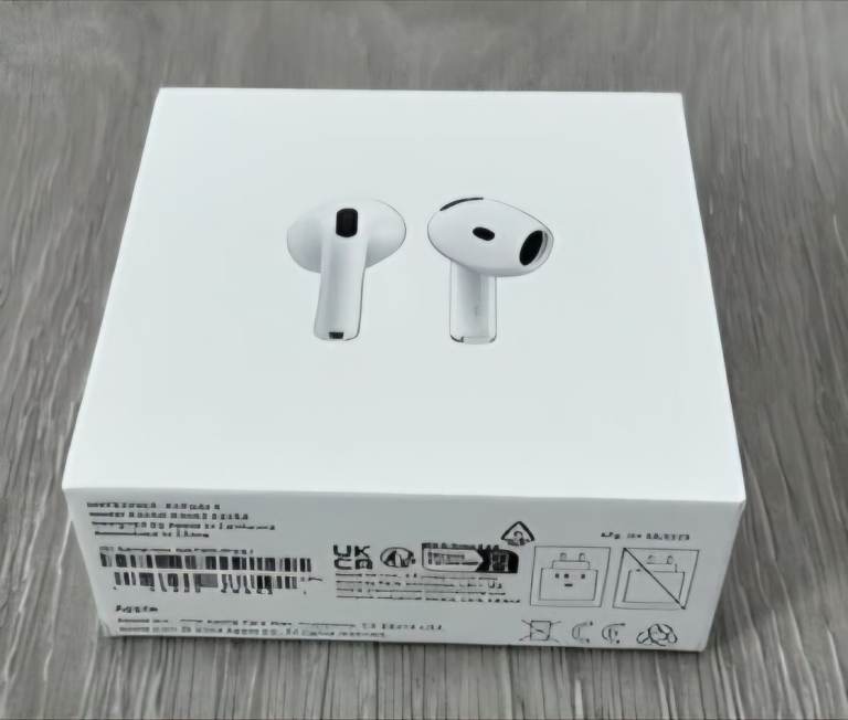 Apple Airpods 4