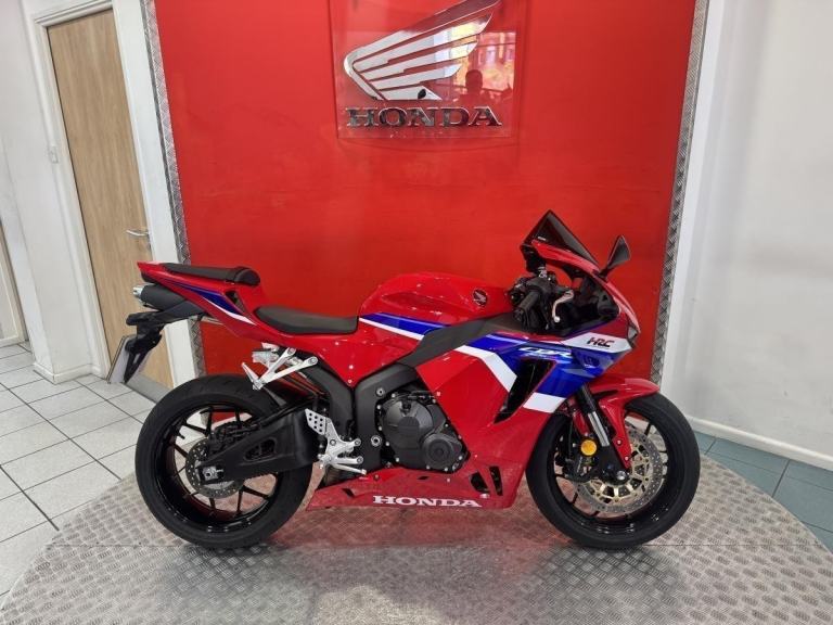 2025 '25' Honda CBR 600 R3R  Super Sports 