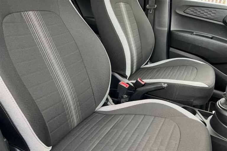 2025 Hyundai i10 1.0 Advance Hatchback 5dr Petrol Auto Euro 6 (s/s) (63 ps) Hatchback Petrol Auto...